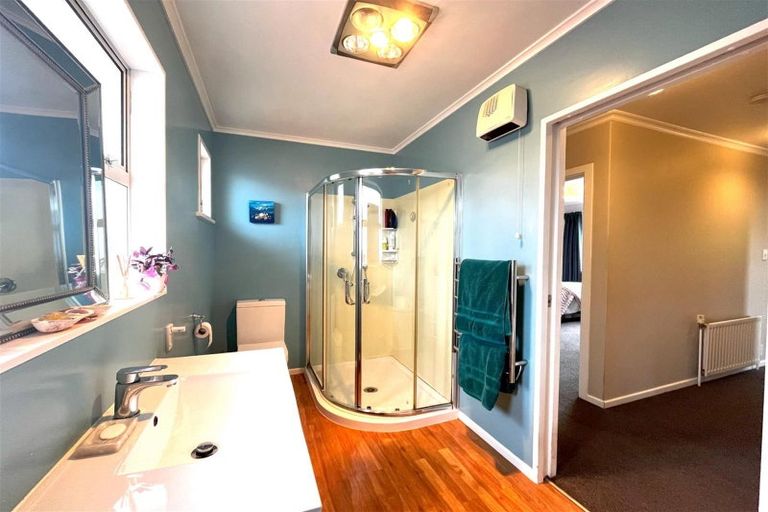 Photo of property in 165 Dunns Road, Otatara, Invercargill, 9879