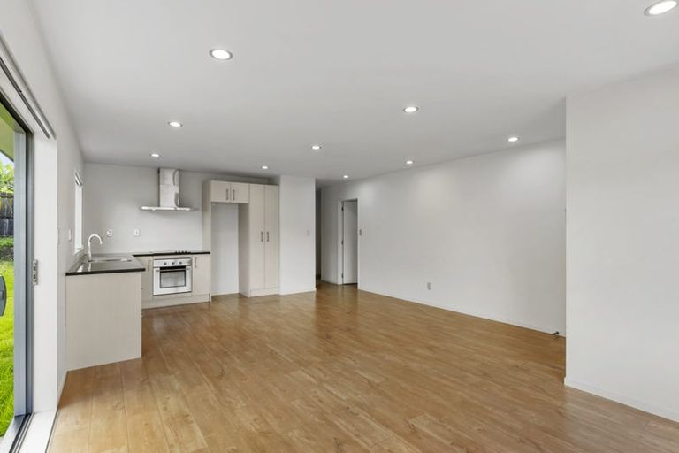 Photo of property in 15 Austin Brave Place, Favona, Auckland, 2024