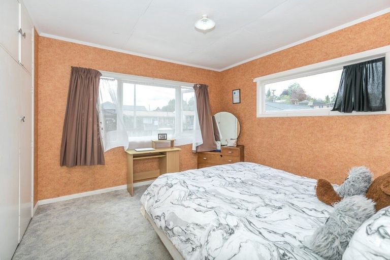 Photo of property in 74c Tawa Street, Melville, Hamilton, 3206