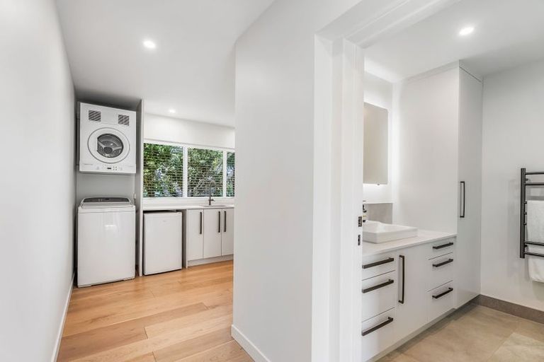 Photo of property in 163 Ocean Beach Road, Tairua, 3508