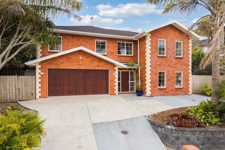 Photo of property in 54 Leafield Crescent, Henderson, Auckland, 0612