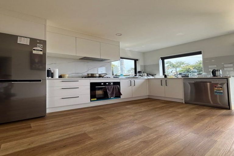 Photo of property in 15b Tomlinson Street, Hillpark, Auckland, 2102