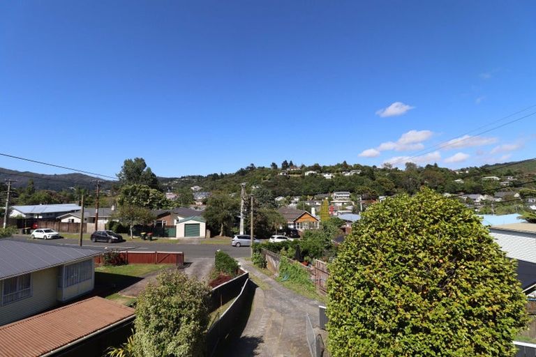 Photo of property in 79 Thomas Street, Stokes Valley, Lower Hutt, 5019