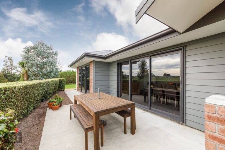 Photo of property in 24 Paradise Avenue, Feilding, 4775