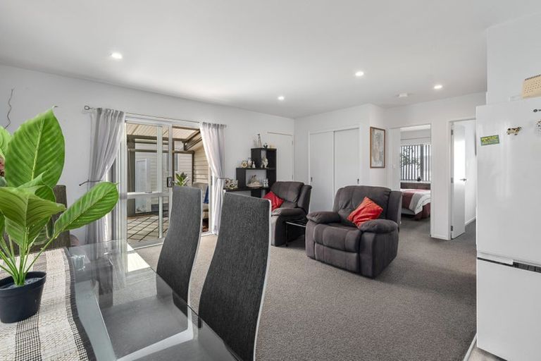 Photo of property in 11 Kamahi Crescent, Papamoa Beach, Papamoa, 3118