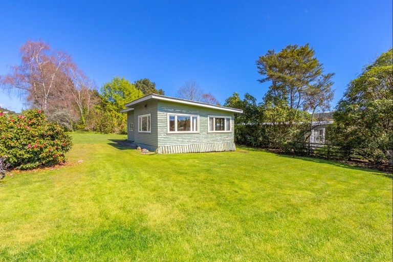 Photo of property in 1 Parekarangaranga Street, Motuoapa, 3382