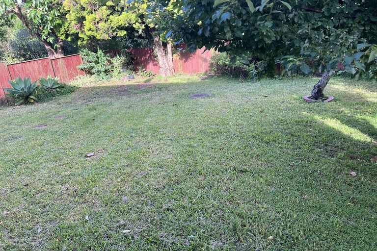 Photo of property in 2/28 Imogene Way, Half Moon Bay, Auckland, 2012