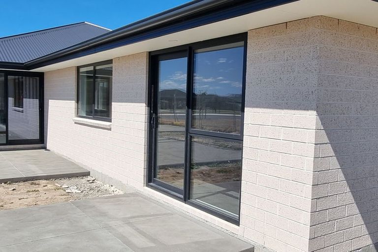 Photo of property in 93 Northmoor Boulevard, Rolleston, 7615