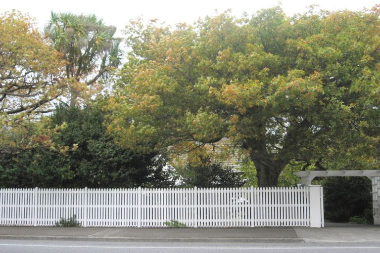 Photo of property in 740 High Street, Boulcott, Lower Hutt, 5011
