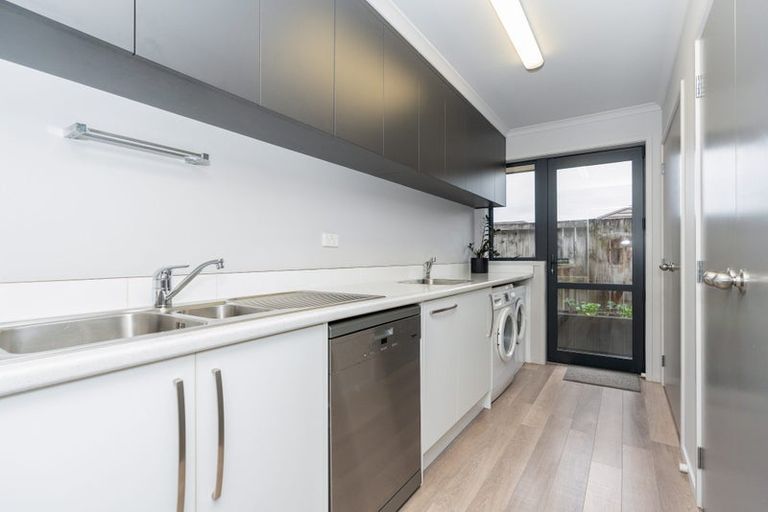 Photo of property in 52 Aquila Crescent, Rototuna North, Hamilton, 3210