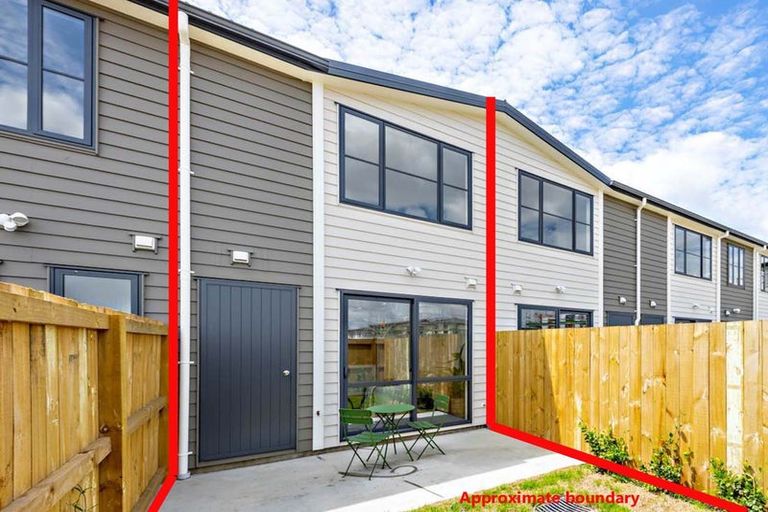 Photo of property in 11 Saddleback Crescent, Papakura, 2110