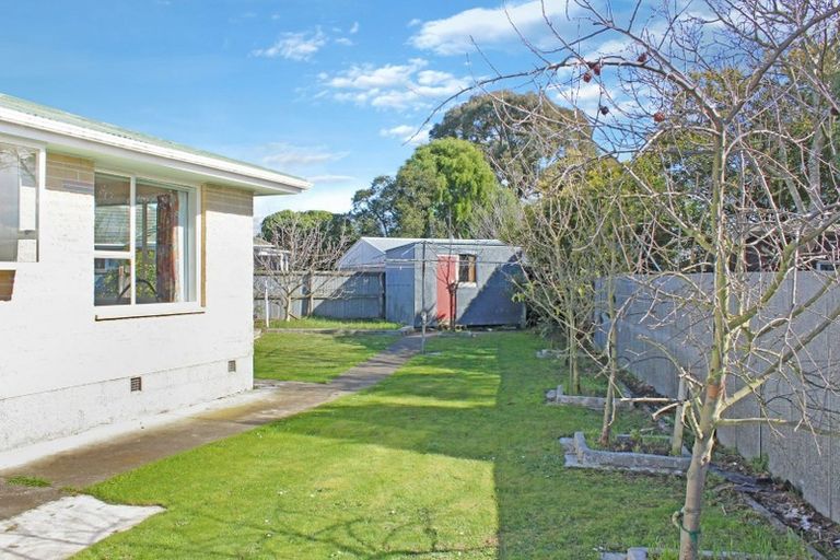 Photo of property in 9 Bendale Place, Avonhead, Christchurch, 8042