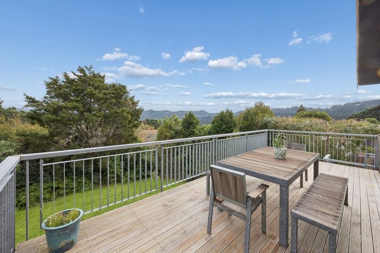 Photo of property in 3 Grendon Road, Titirangi, Auckland, 0604