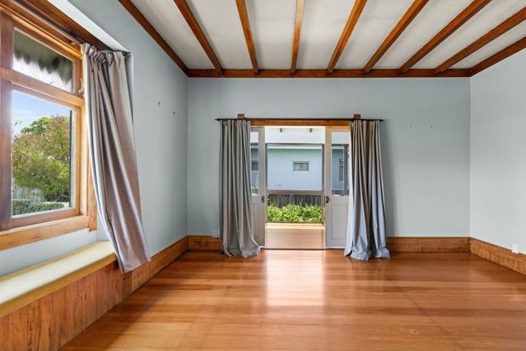 Photo of property in 506 Alexandra Street, Hastings, 4122