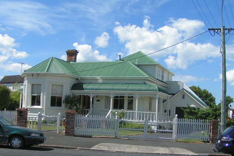 Photo of property in 1/105 Queen Street, Auckland Central, Auckland, 1010