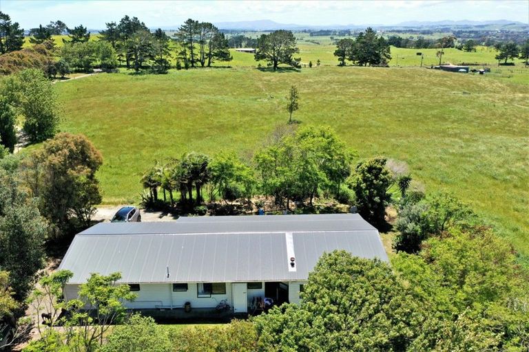 Photo of property in 233 Tatarariki Spur Road, Te Kopuru, 0391