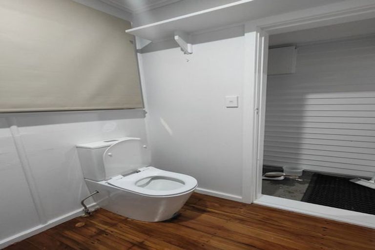 Photo of property in 4 Turkington Street, Tawa, Wellington, 5028