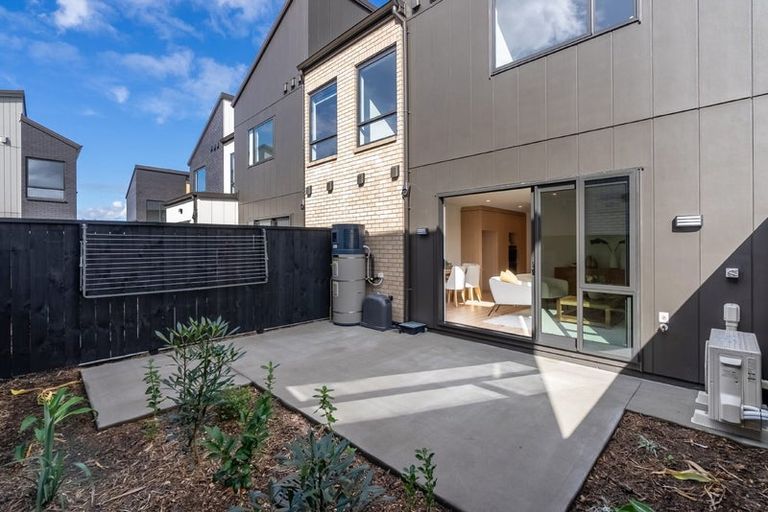 Photo of property in 30 Waka Moana Drive, Hobsonville, Auckland, 0616