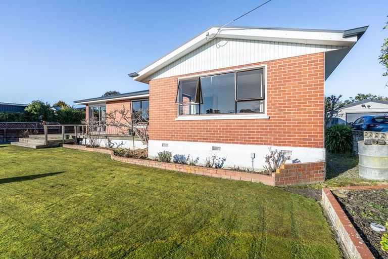 Photo of property in 207 Dunns Road, Otatara, Invercargill, 9879