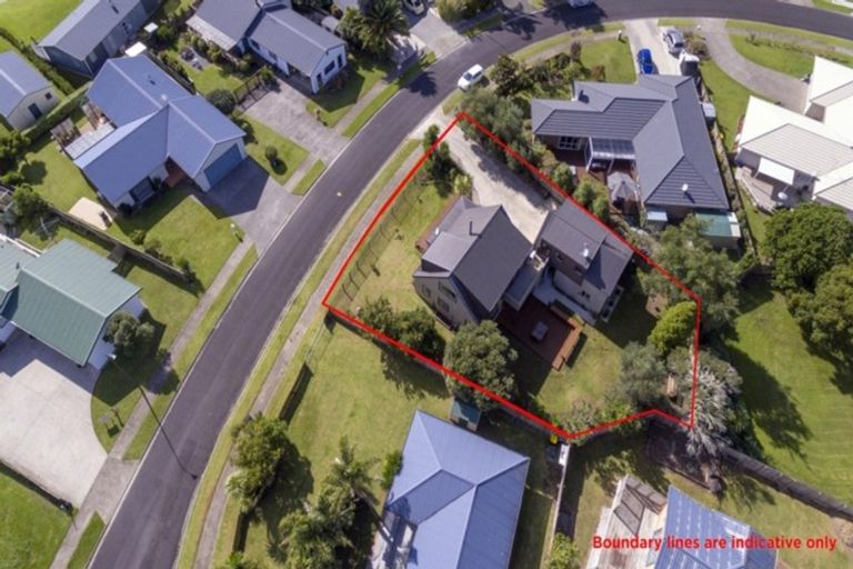 Photo of property in 15 Protea Crescent, Whitianga, 3510