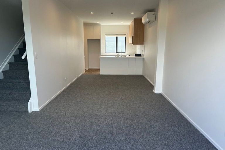 Photo of property in 2/30 Bowater Place, Manurewa, Auckland, 2102