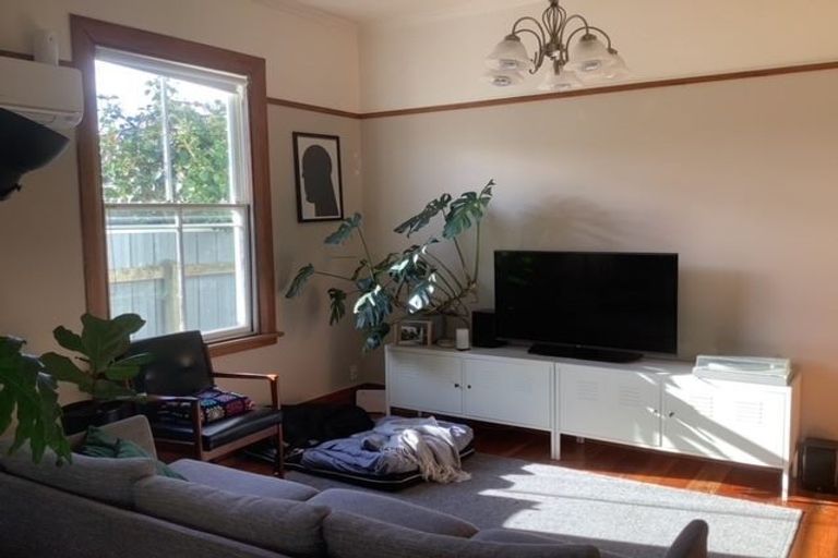 Photo of property in 15 Nelson Street, Petone, Lower Hutt, 5012