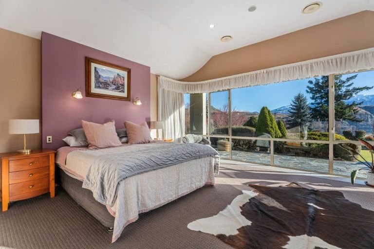 Photo of property in 714 Lake Hayes-arrow Junction Highway, Lake Hayes, Queenstown, 9371