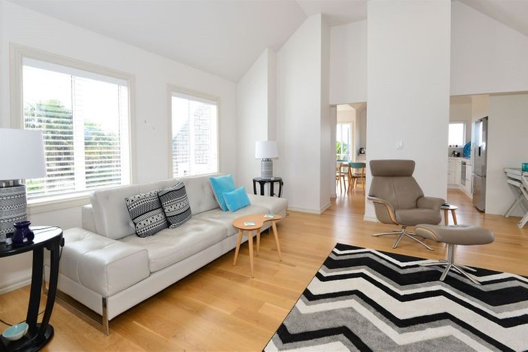 Photo of property in 34 Clansman Terrace, Gulf Harbour, Whangaparaoa, 0930