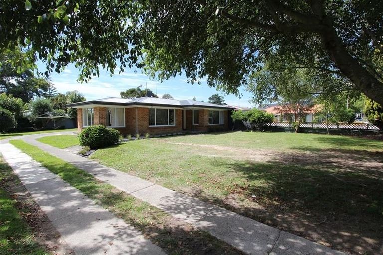 Photo of property in 12 Mcnicol Street, Fairfield, Hamilton, 3214