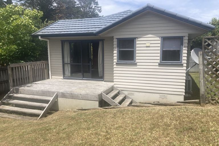 Photo of property in 21 Mona Vale, West Harbour, Auckland, 0618