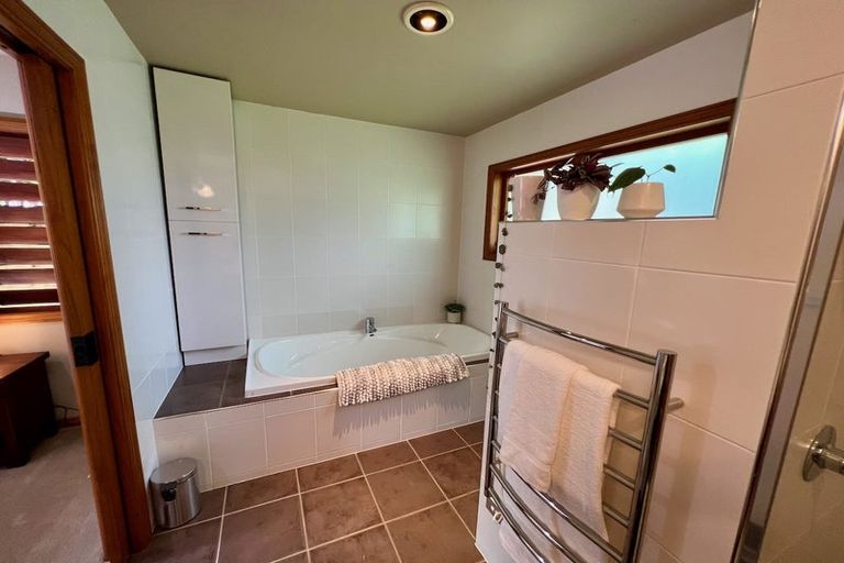 Photo of property in 91b Greenslade Road, Raglan, 3295