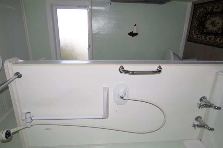 Photo of property in 4 Linley Place, Levin, 5510