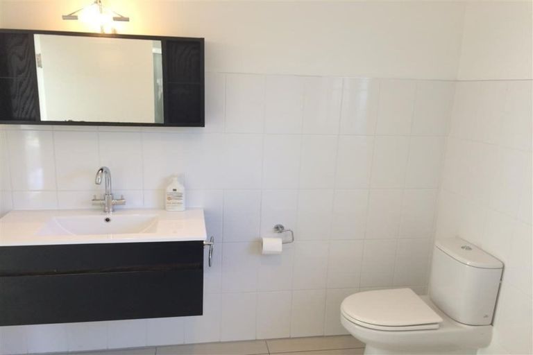 Photo of property in 281 Muritai Road, Eastbourne, Lower Hutt, 5013