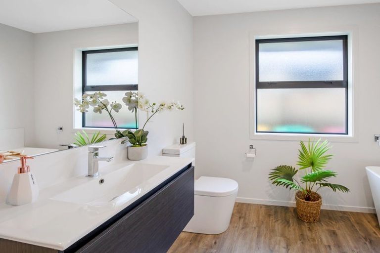 Photo of property in 7 Chris Drive, Rolleston, 7614