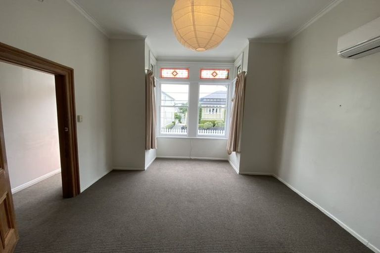 Photo of property in 96 Pirie Street, Mount Victoria, Wellington, 6011