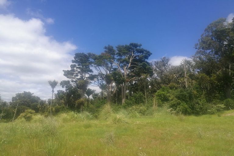 Photo of property in 6 Whaka Street, Maungaturoto, 0520