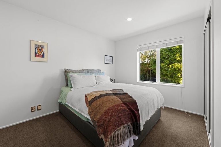 Photo of property in 35b Holly Road, St Albans, Christchurch, 8014