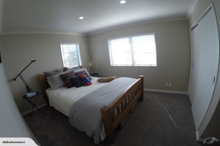 Photo of property in 153 Ruapehu Drive, Fitzherbert, Palmerston North, 4410