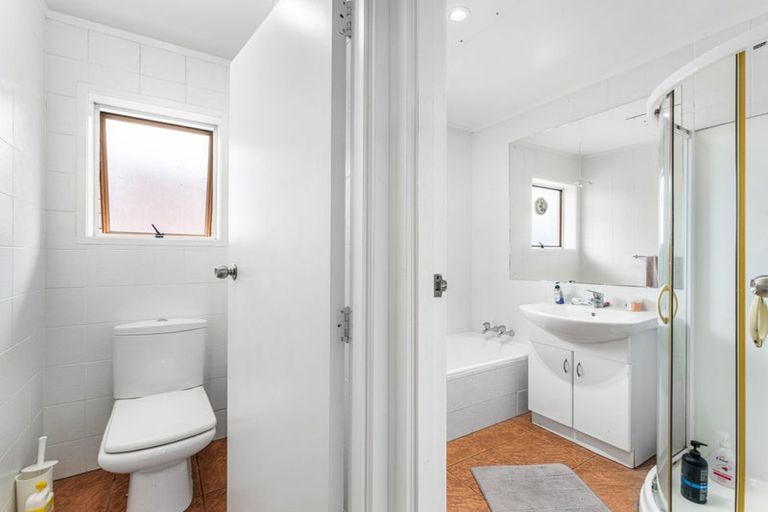 Photo of property in 12 Ashdown Place, Pahurehure, Papakura, 2113