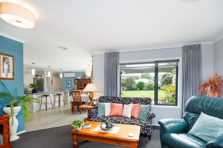 Photo of property in 4 Poplar Grove, Feilding, 4702