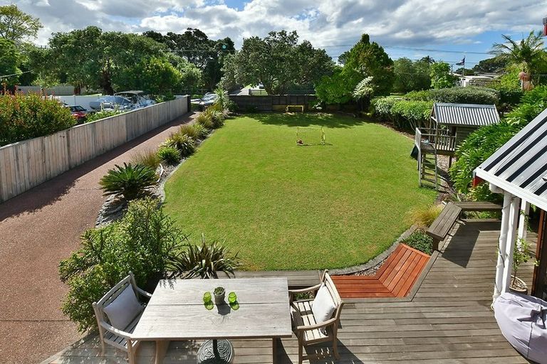 Photo of property in 48 Laurence Street, Manly, Whangaparaoa, 0930
