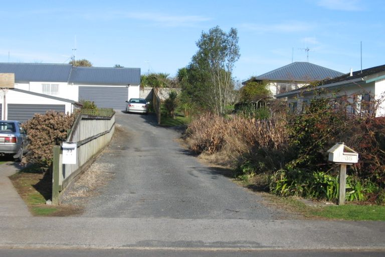 Photo of property in 37 Caulfield Place, Nawton, Hamilton, 3200