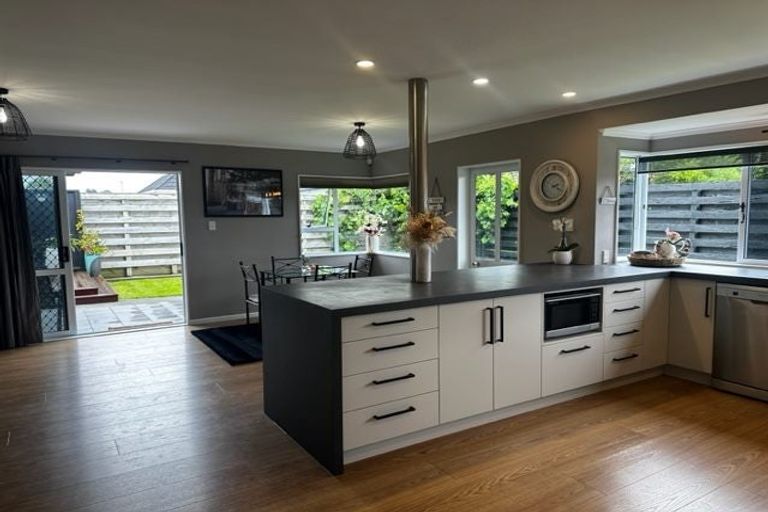 Photo of property in 6 Hampton Place, Springvale, Whanganui, 4501