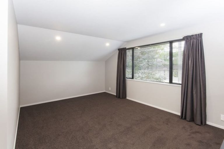 Photo of property in 2/422 Barbadoes Street, Edgeware, Christchurch, 8013
