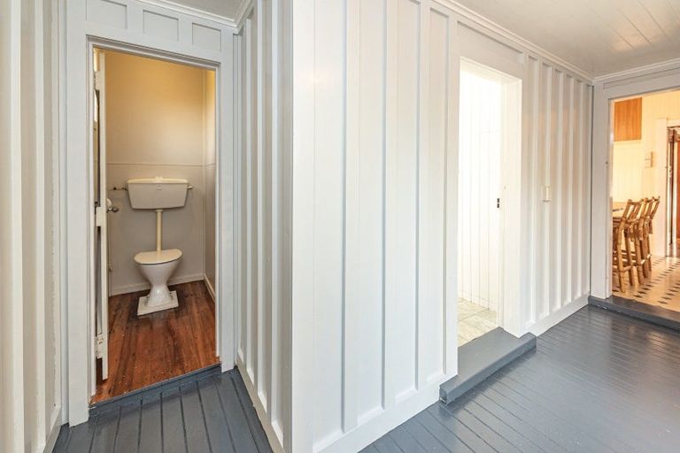 Photo of property in 23 Kawatiri Avenue, Gonville, Whanganui, 4501