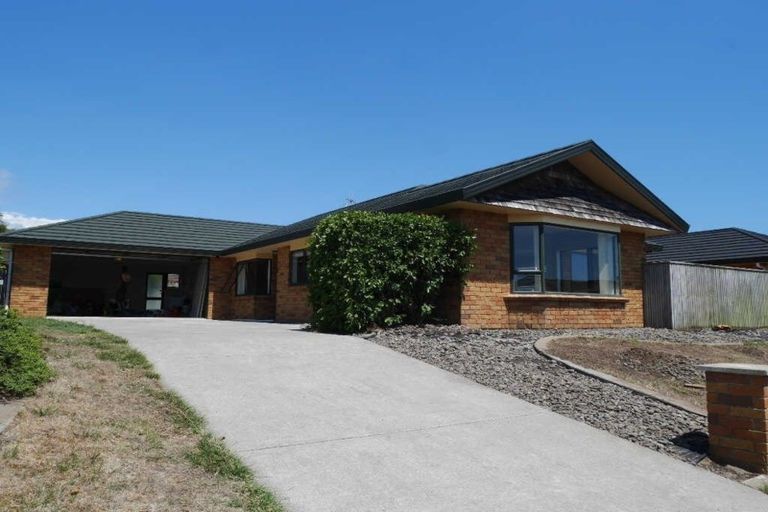 Photo of property in 28 Monarch Place, Paraparaumu Beach, Paraparaumu, 5032