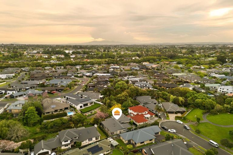 Photo of property in 15 Azure Place, Huntington, Hamilton, 3210