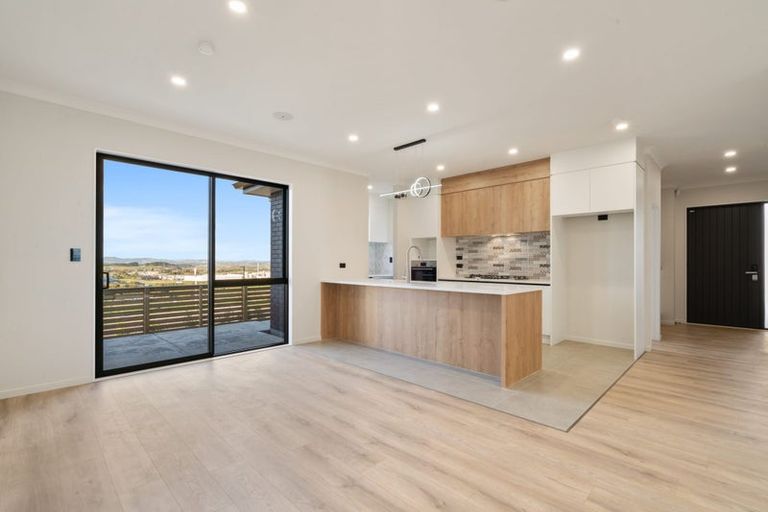 Photo of property in 5 Viv Green Place, Pokeno, 2402