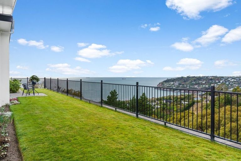 Photo of property in 163 Clifton Terrace, Clifton, Christchurch, 8081