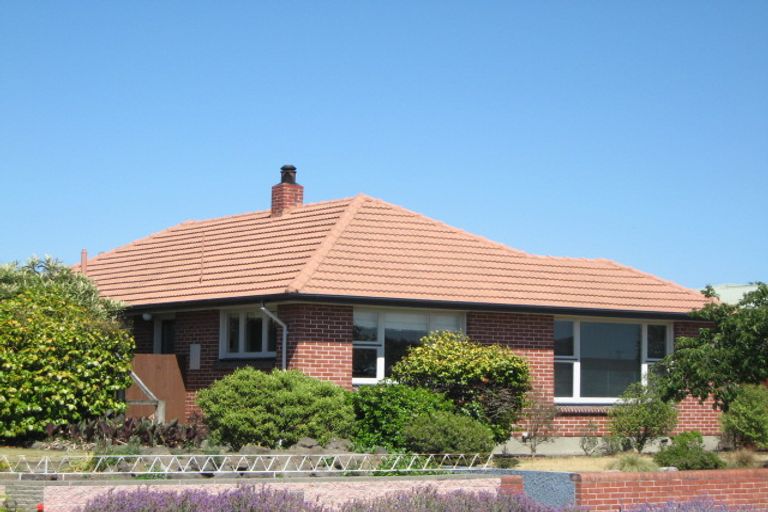 Photo of property in 54 Bickerton Street, Wainoni, Christchurch, 8061